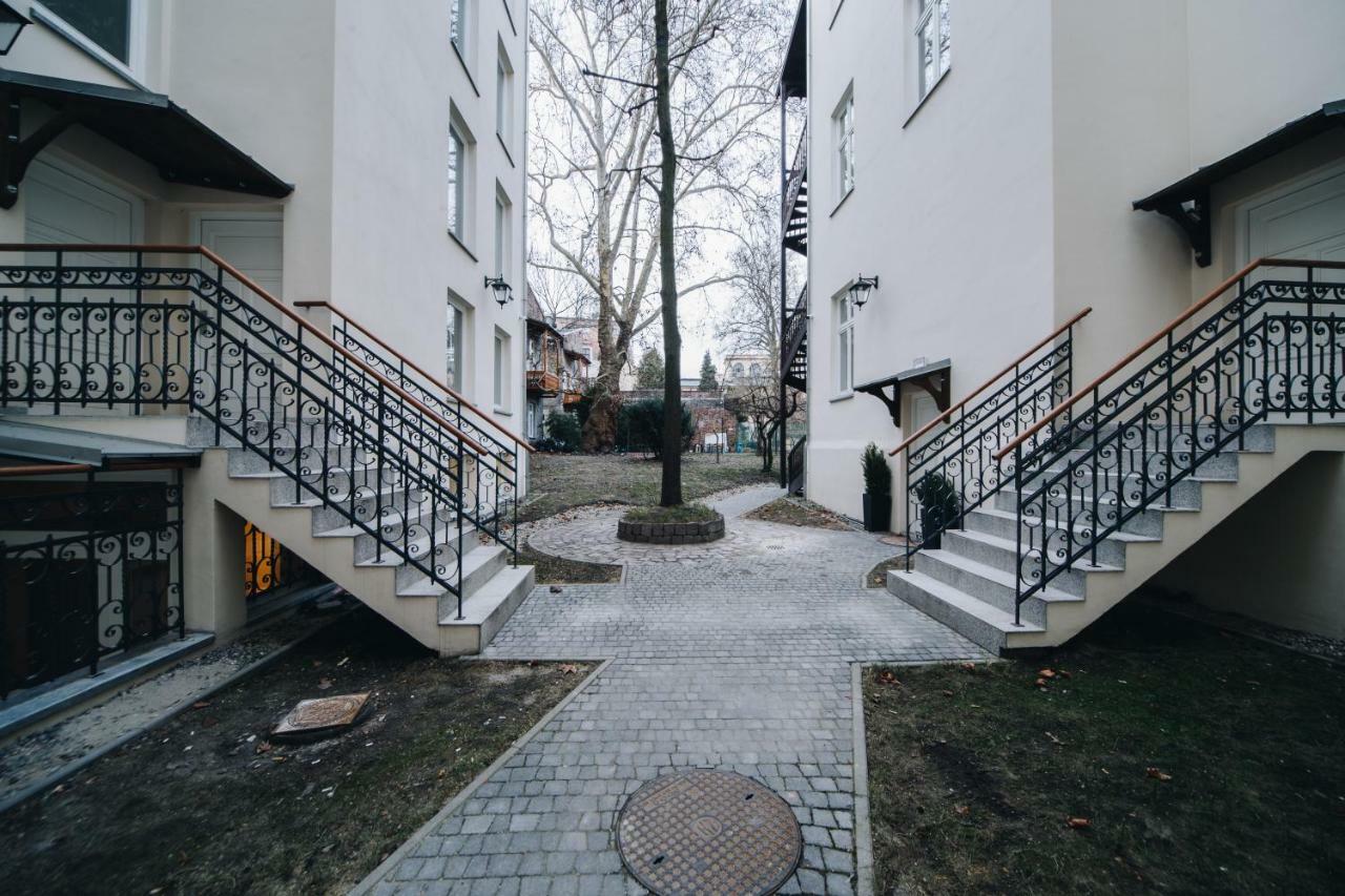 M5 Main Square Stylish One Bedroom Красков Екстериор снимка